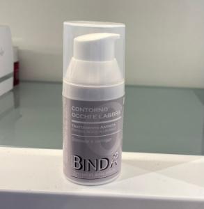 CREMA CONTORNO OCCHI E LABBRA PEPTIDI e acido ialuronico  30 ML